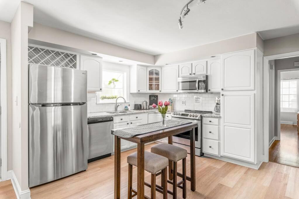 Apartament Spotless 4Br Near Clt Uptown, Fast Wi-Fi Charlotte Zewnętrze zdjęcie